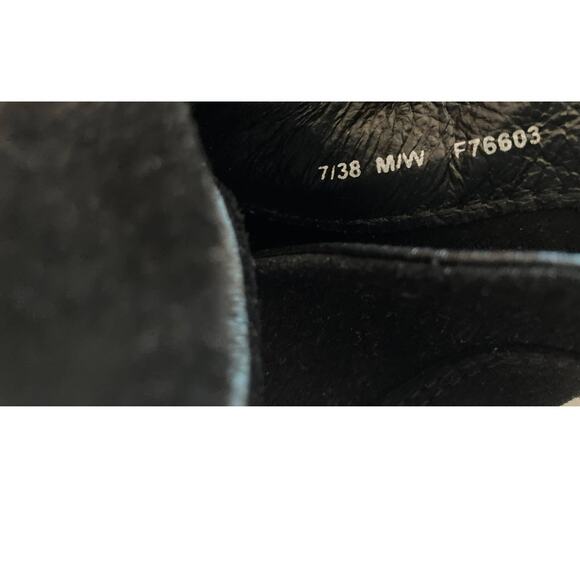 Born Shoes Arula Suede Back Zip Distressed Side Cut Out Bootie Sz 7M Black NWT - Picture 7 of 7